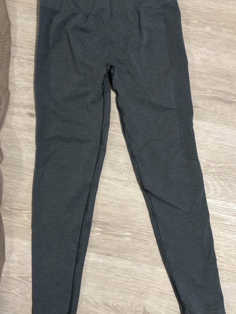Alphalete grey Leggings -Large